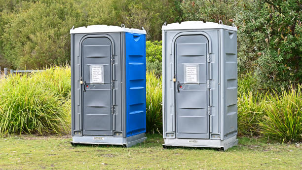 Best Portable Shower Rental  in Quinebaug, CT